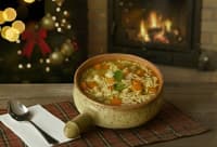 Húsleves gazdagon - csigatésztával